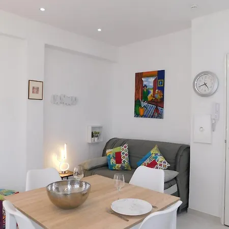 Apartment Beautiful Studio Marianne 